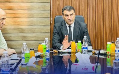 مركز الصناعة الخضراء يشارك في مناقشة مشروع إنشاء مصنع جديد للإسمنت بمدينة الخمس